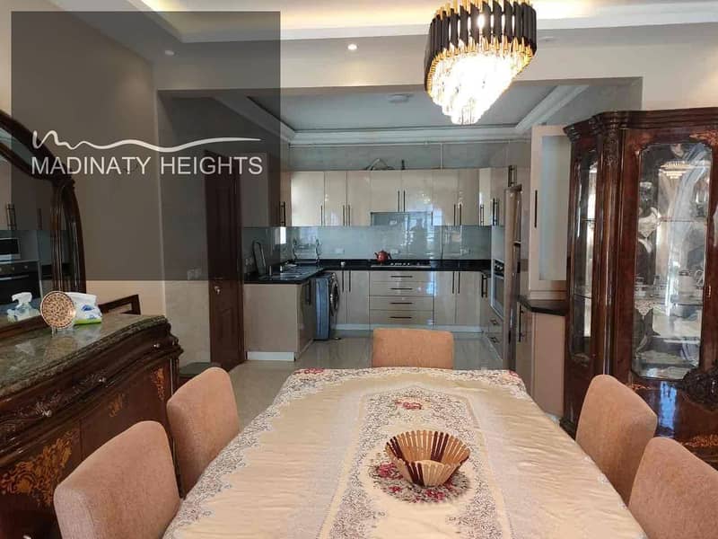 16 cb89af59-5aa7-4b53-acc1-02b64d3c3a81. jpg