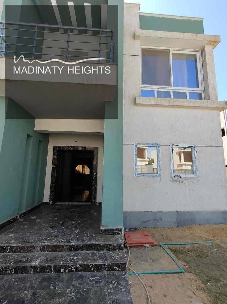 19 7048226a-4ea4-47e6-a5fb-1d47f49916ba. jpg