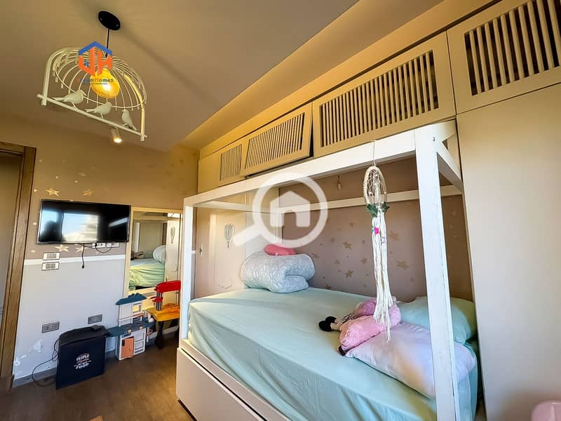 17 WhatsApp Image 2025-12-13 at 23.00. 27 (3). jpeg