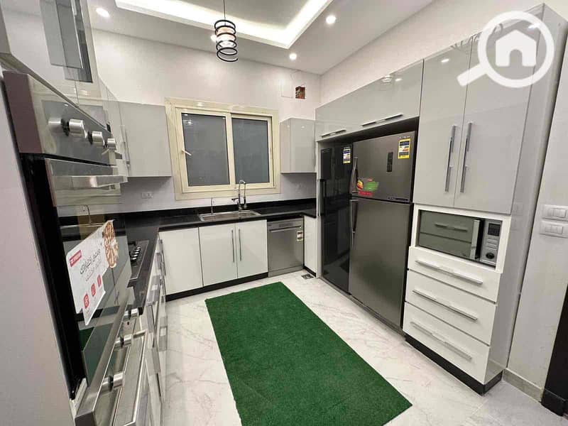 6 f14187a4-6870-429c-9fe6-6b6c11235bf4. jpg