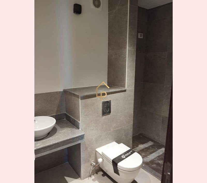 7 WhatsApp Image 2025-12-14 at 1.45. 45 PM (2). jpg