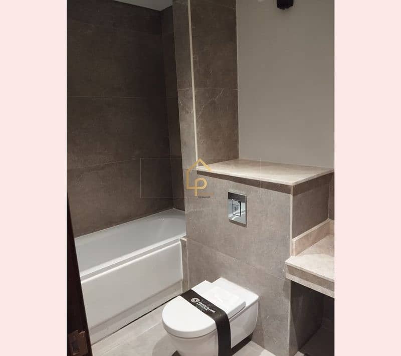 10 WhatsApp Image 2025-12-14 at 1.45. 45 PM (1). jpg