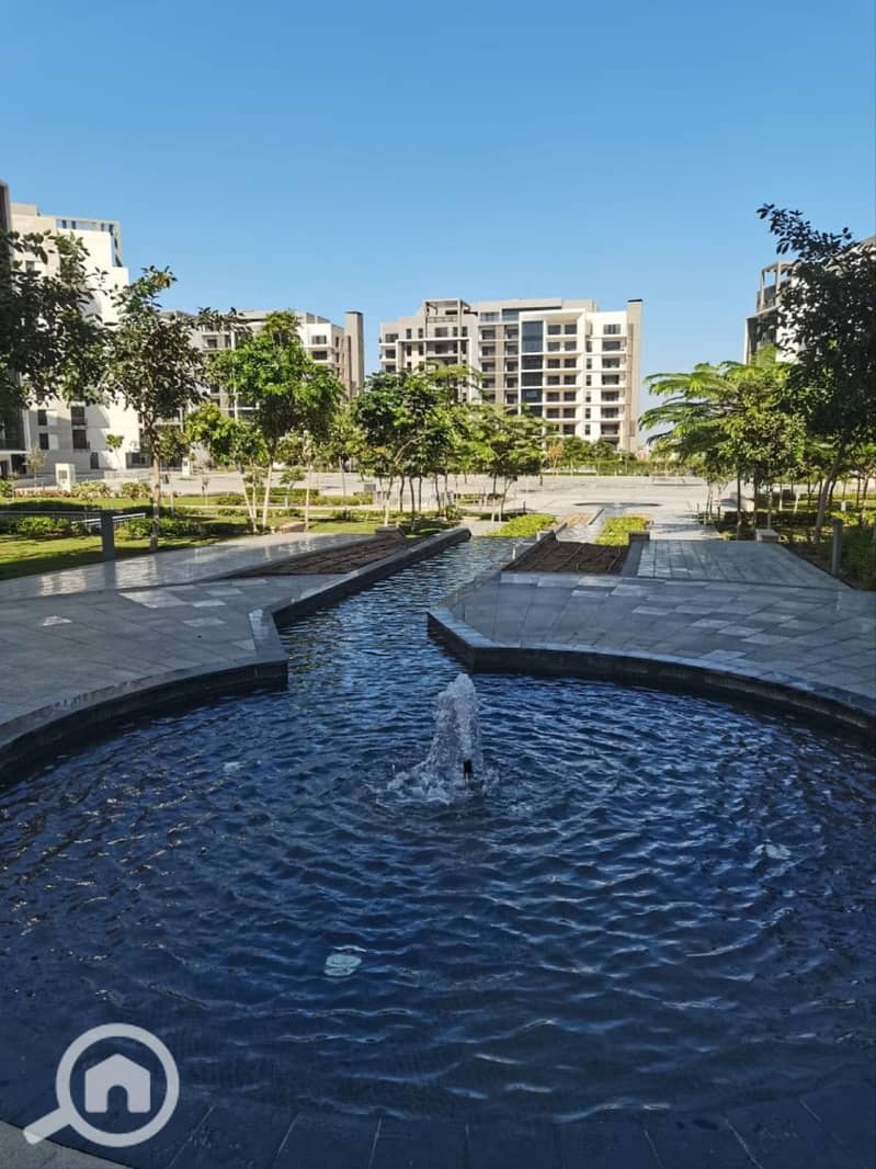 8 2704c847-430d-4cbd-9751-cdc9684420e9. jpeg