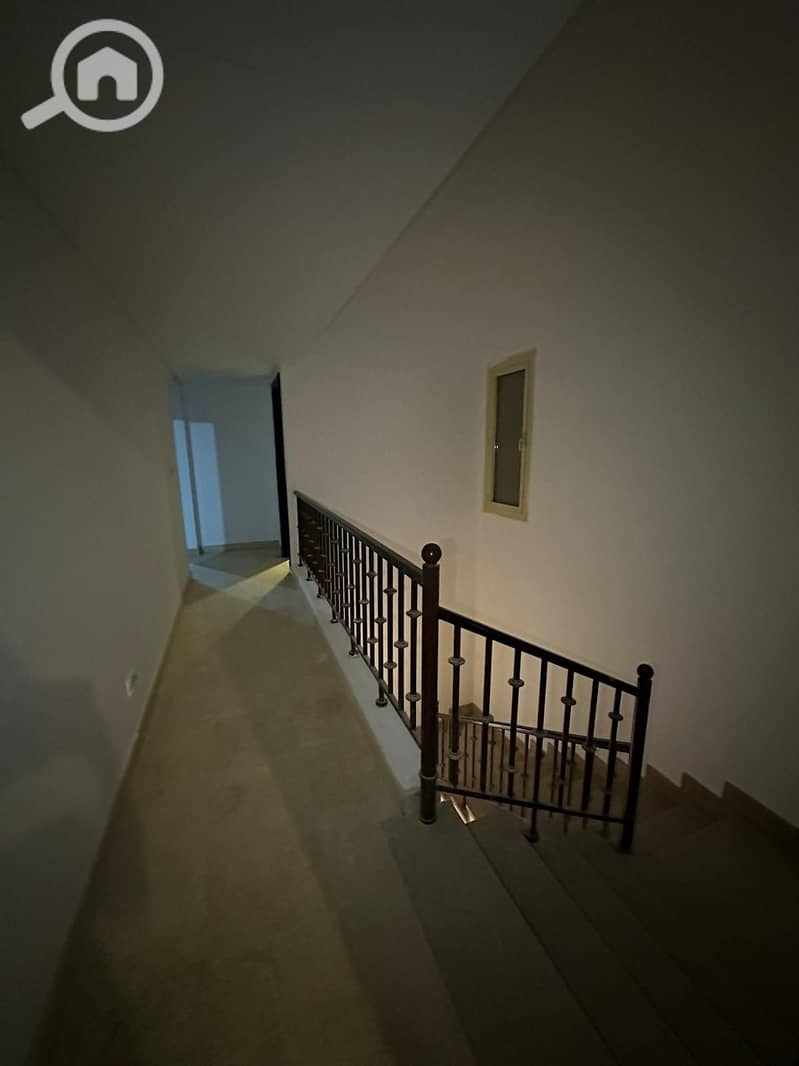 4 WhatsApp Image 2025-12-16 at 15.29. 06 (1). jpeg