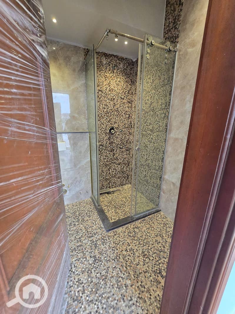 13 92487afb-e041-4d62-9d79-ae314a721461. jpeg