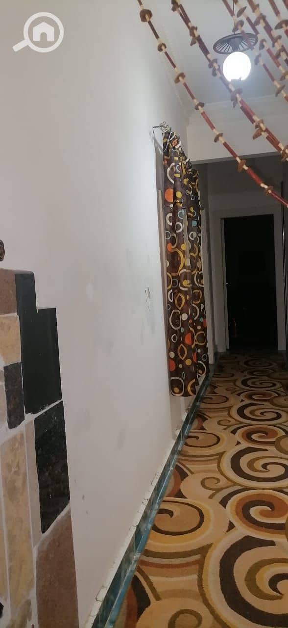 9 8f1ab4cd-e318-4e45-9b54-1a5b3d7b1148. jpg