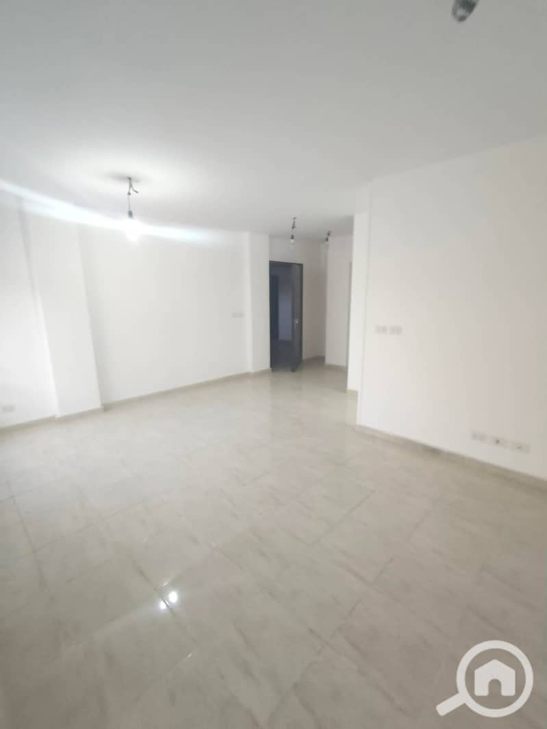 9 b57bfb41-0a72-499e-856e-48266ef97e4e. jpg