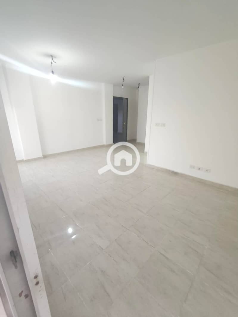 10 ba4f36d5-cbb3-43df-8097-820e5acd07f9. jpg