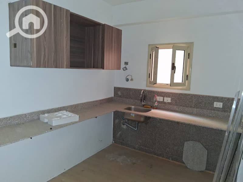 6 WhatsApp Image 2025-12-15 at 14.45. 11 (1). jpeg