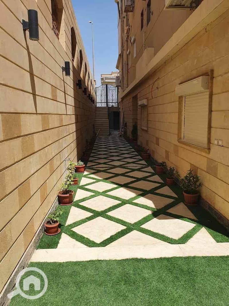 6 b9323c28-7a45-45f2-854f-169070dcd6f3. jpg