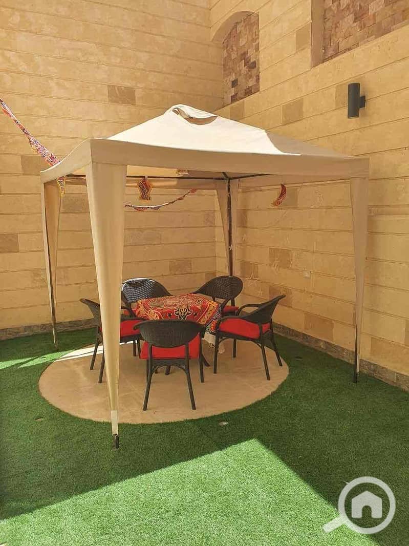 17 5fcf45a1-2d33-4f87-bd4e-4c6bc53c23fa. jpg