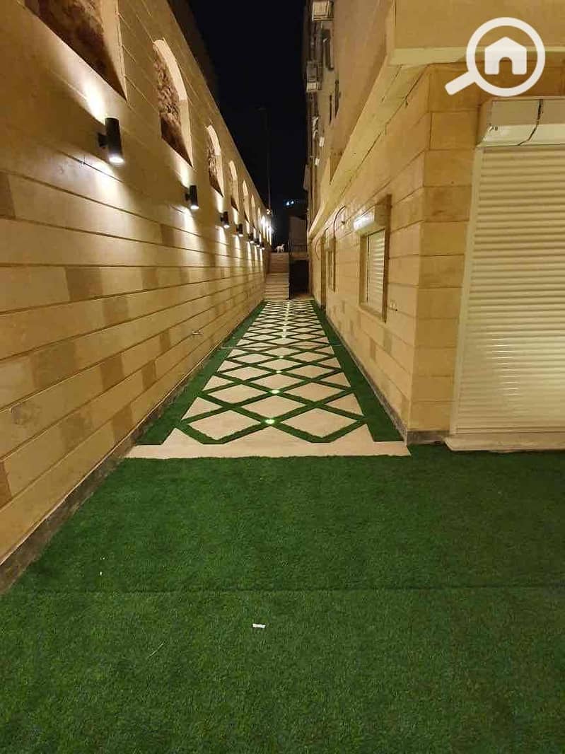 19 ac814ba7-d28f-46e7-a922-db435c4ce699. jpg