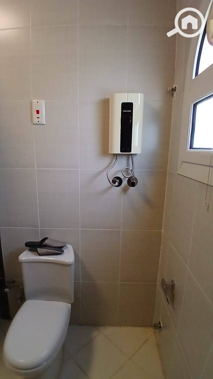 10 682da398-2246-442d-9c72-3d2040bf26d5. jpg