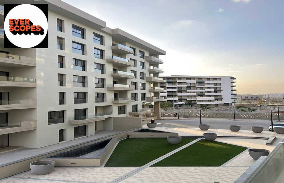 8 446818336_3785251395128470_1039337586761924949_n. jpg