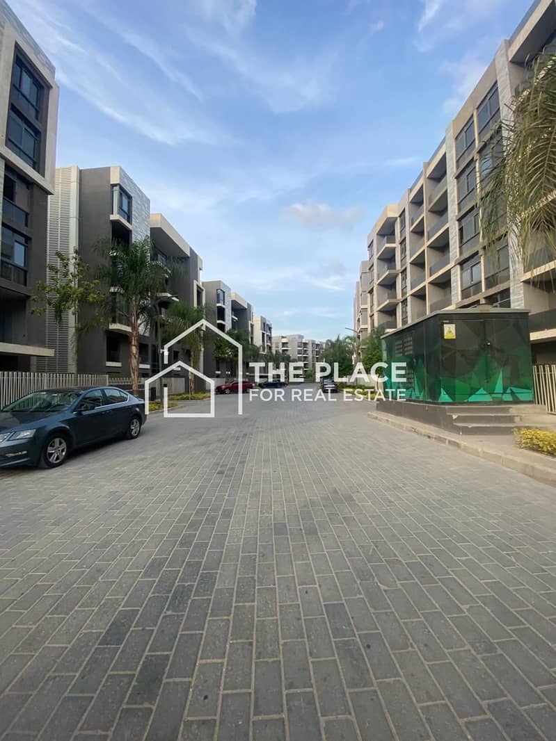 2 WhatsApp Image 2025-12-16 at 15.57. 40_6a4c4456. jpg