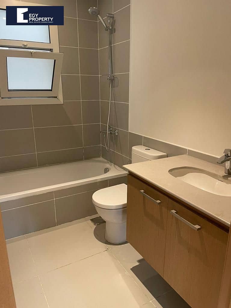 8 _files_WhatsApp Image 2025-08-19 at 9.41. 45 AM (4). jpeg