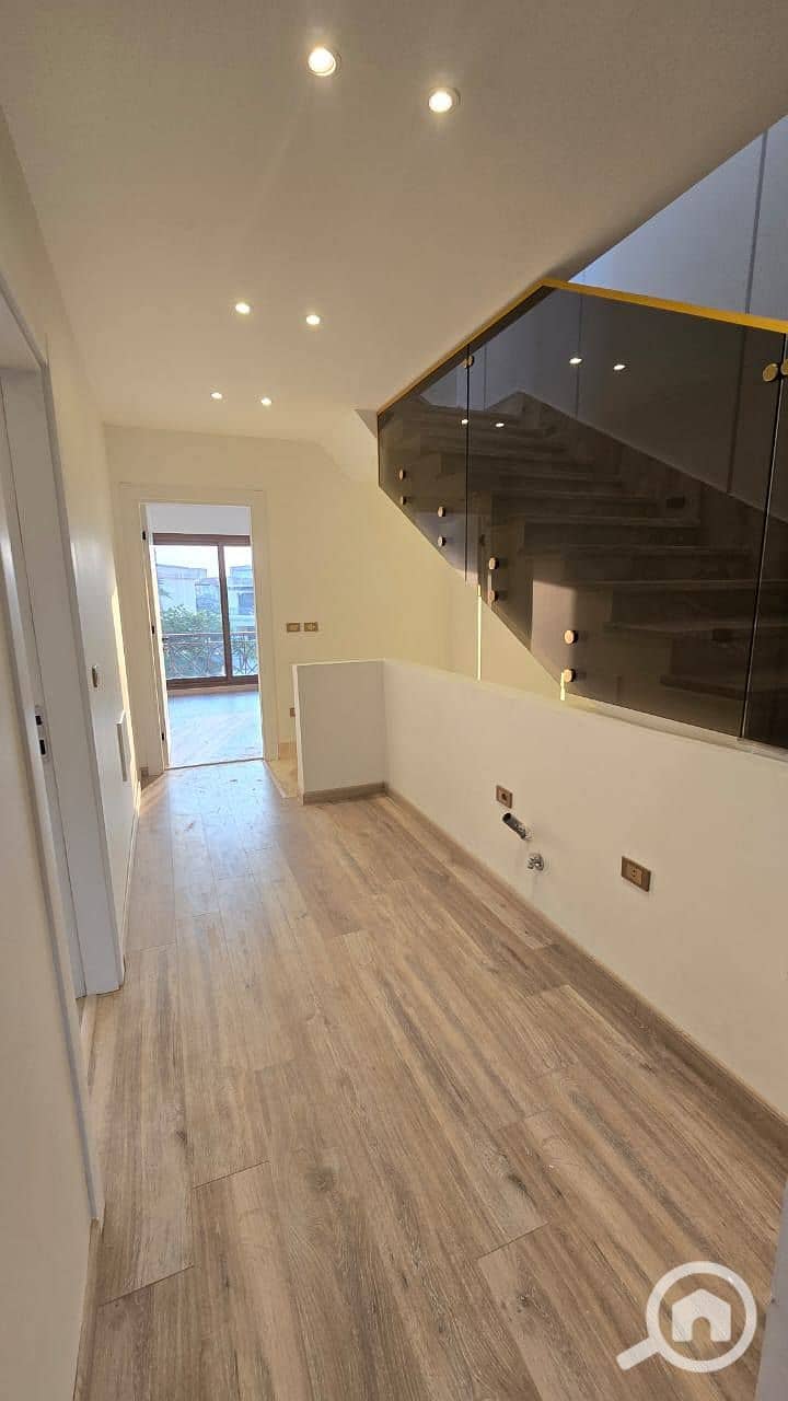 19 511669628_2241050866355357_5275653463851921762_n. jpg