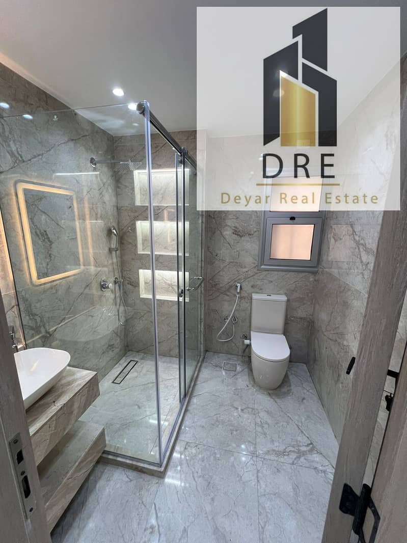 5 e9f27ade-5b90-4655-9bcc-9d0d2e38230f. jpg