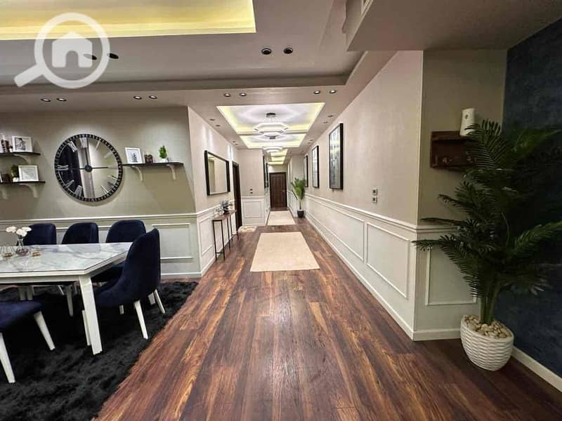 5 4609eb20-6494-4ab5-9cf3-f3094b6297d0. jpg