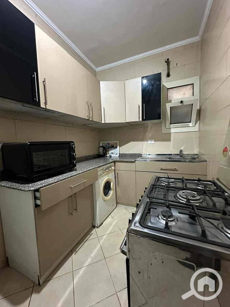 6 d00b1f17-1f77-4002-9212-e9b5c7e701e6. jpg