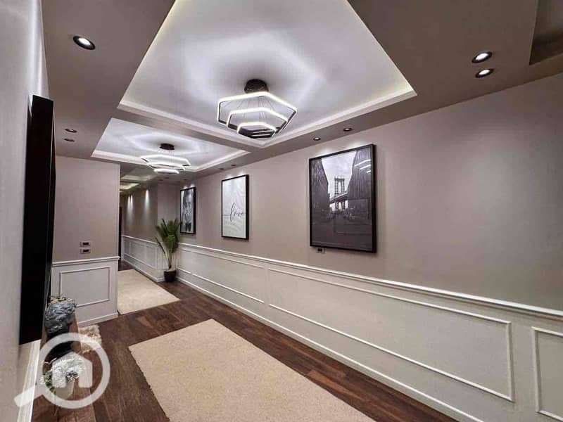 16 6ec037ff-1f57-4a7b-a80b-847e8b3060f3. jpg