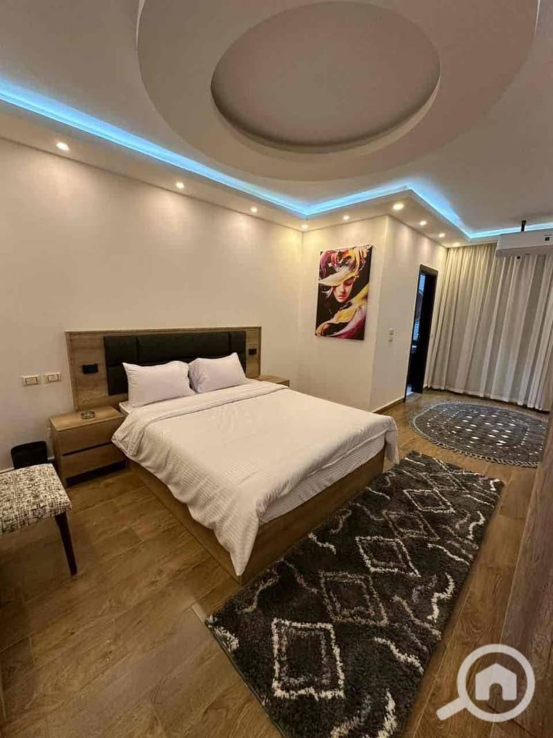 27 b2a59256-bdb2-43c8-b360-8ef33b5c3617. jpg