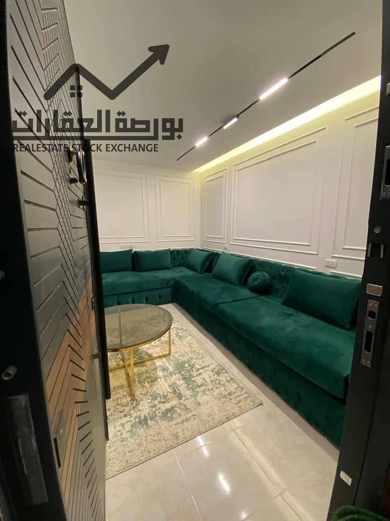 4 09fa41cb-7ce1-4f7c-a6b9-bdba11a920d3. jpg