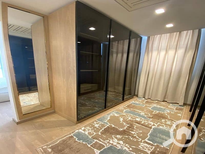 8 455789e3-539a-4cec-a729-40d4ac4adbe9. jpg