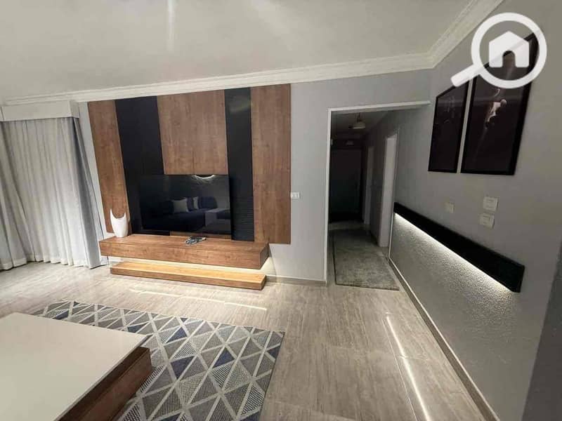 24 f467fc5a-3259-4e41-8e6f-9a34a479f3c3. jpg