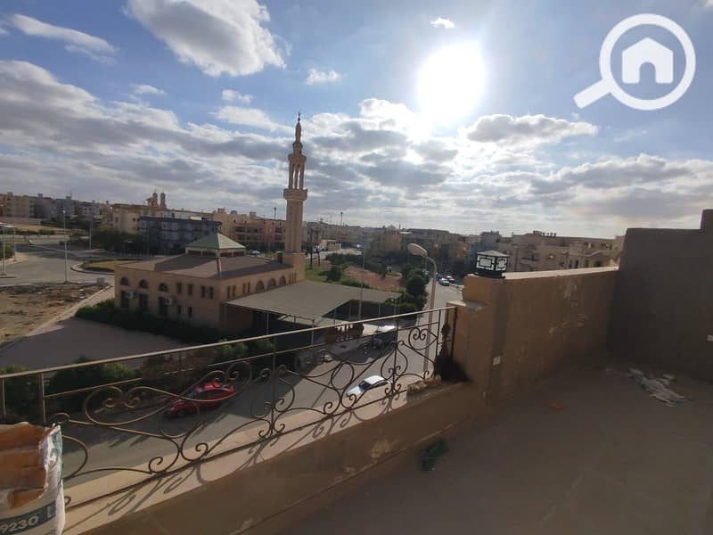 12 c1da2a47-7935-4e46-bd5d-7671b708bf15. jpg