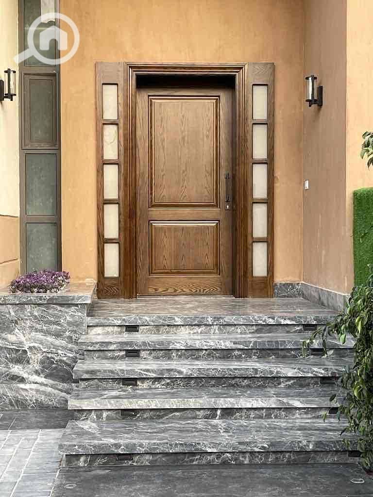 2 eff9aa2a-7b07-431f-8d6c-d5ba17f49fc9. jpg