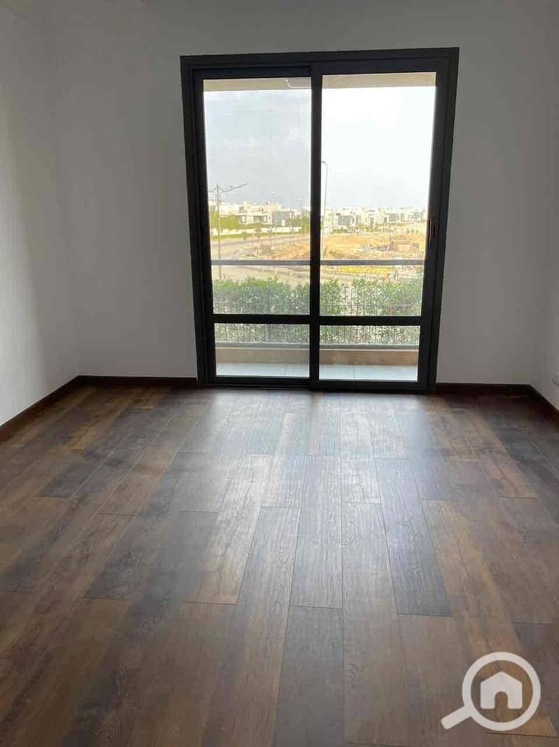 13 ba032346-24a8-4c59-b1a0-c304166e66d2. jpg