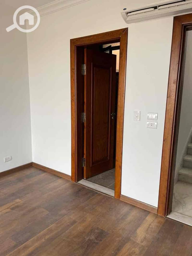 16 2cb07fcc-9813-410c-9db9-bd879f493d99. jpg