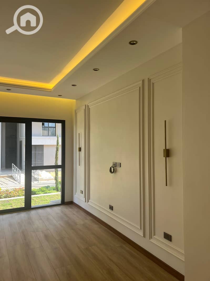 5 WhatsApp Image 2025-12-15 at 8.09. 04 PM (2). jpeg