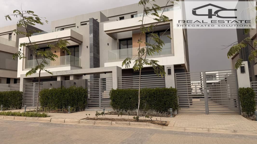 10 WhatsApp Image 2025-12-10 at 18.06. 43. jpeg