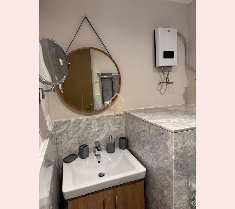 6 WhatsApp Image 2025-12-06 at 1.15. 59 PM. jpg