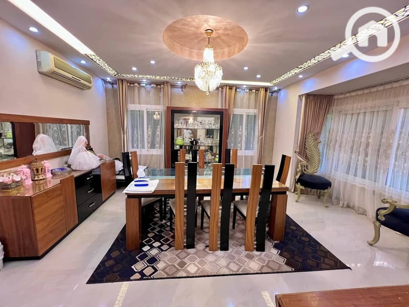 5 576858394_2364489467344829_4402522883352386168_n. jpg