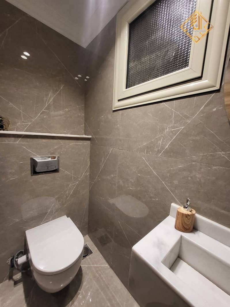 9 WhatsApp Image 2025-12-16 at 16.20. 05 (1). jpeg