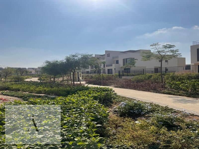 13 3076fc0e-d745-43da-bea5-30b2f3789f87. jpg