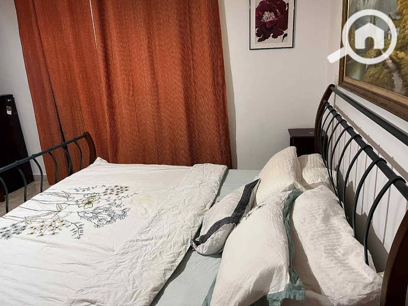 4 1a4abf78-7f85-4c4e-949d-f2281402b825. jpeg