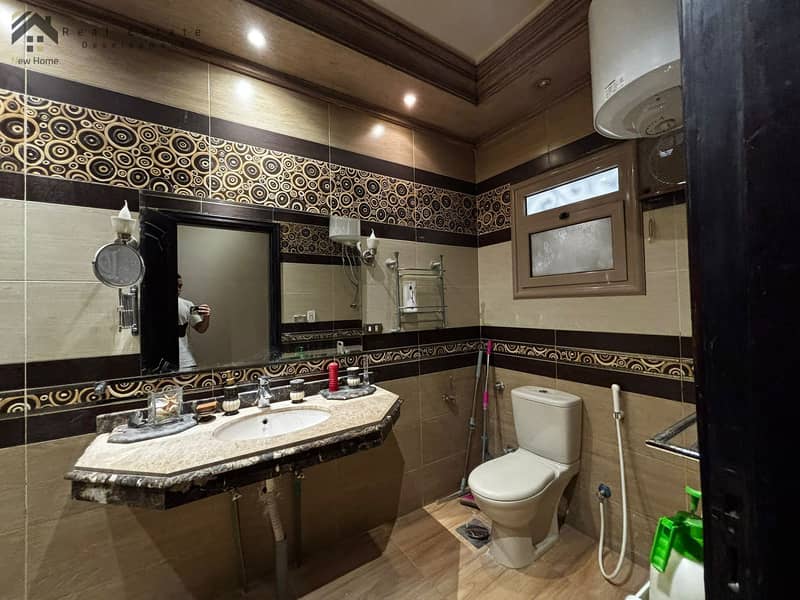 9 WhatsApp Image 2025-11-15 at 13.32. 08_1c4072a5. jpg