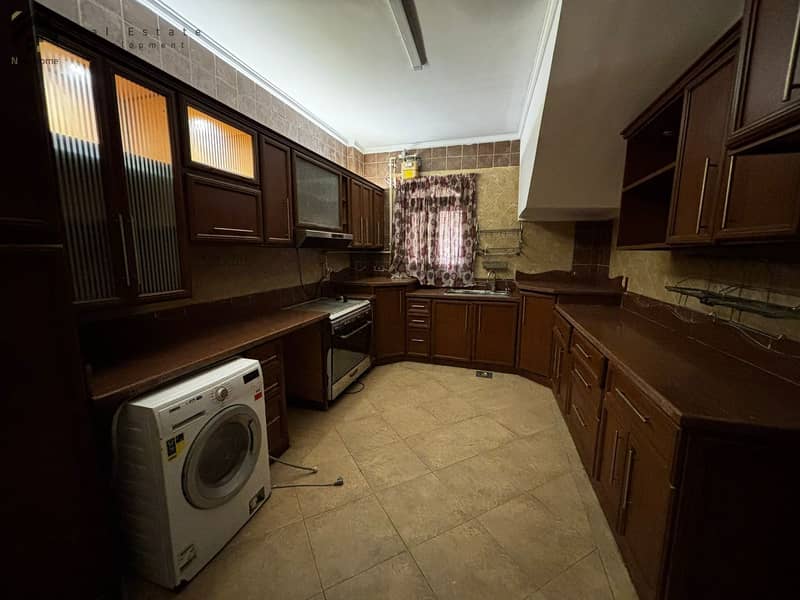 17 WhatsApp Image 2025-11-15 at 13.32. 09_1f57b9e3. jpg