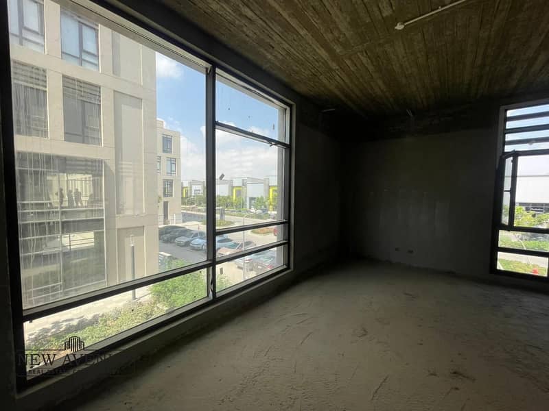 5 WhatsApp Image 2025-12-16 at 4.34. 39 PM (2). jpeg