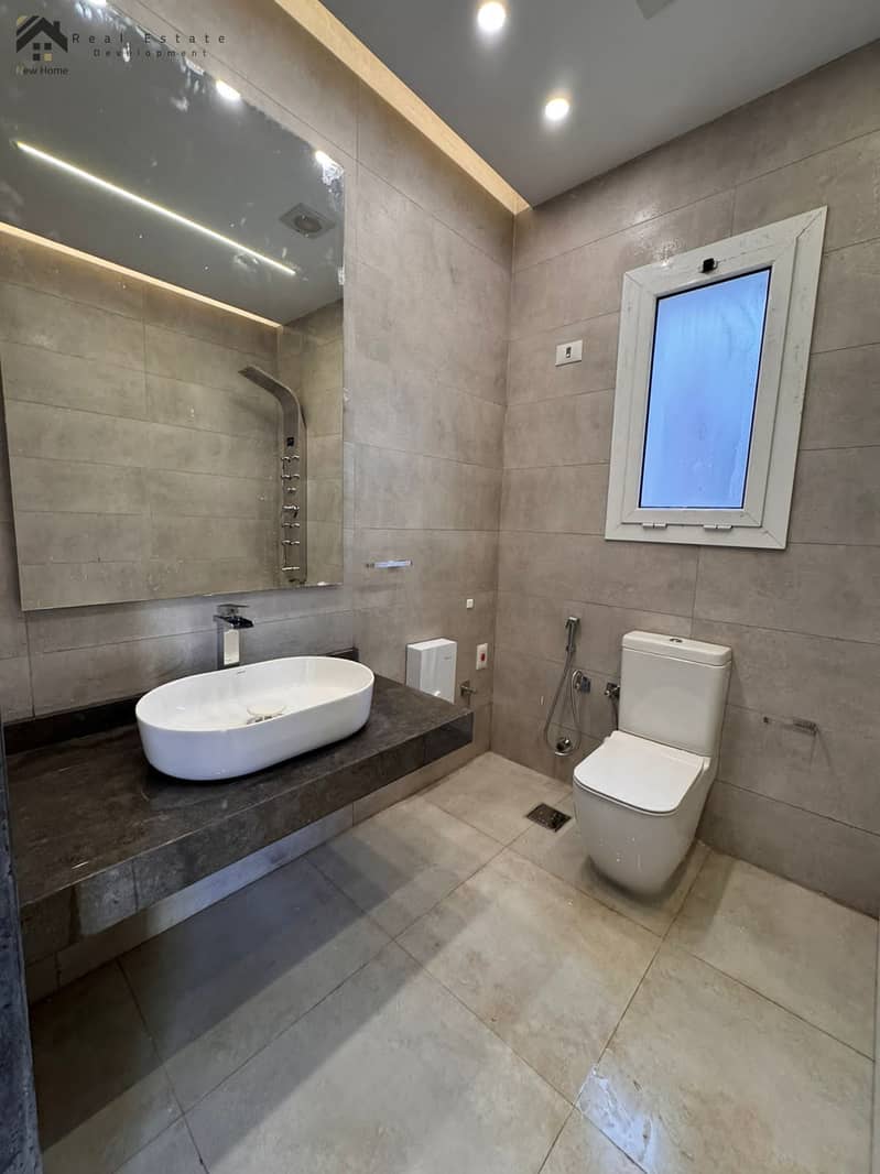 13 WhatsApp Image 2025-11-15 at 15.57. 40_d1626a2e. jpg