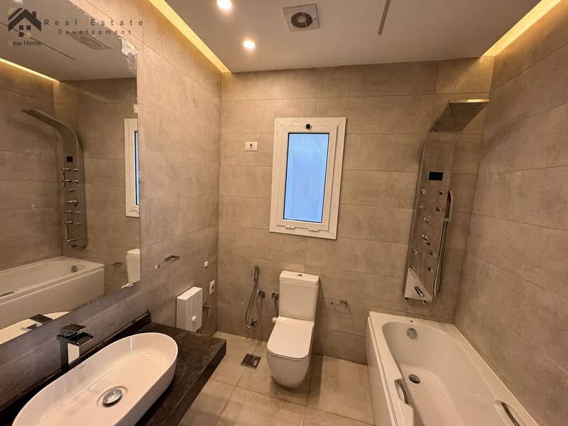 19 WhatsApp Image 2025-11-15 at 15.57. 41_84f62f26. jpg