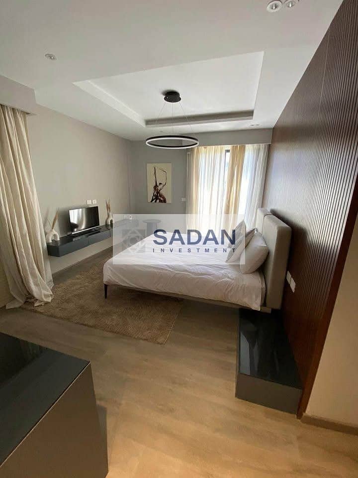 6 9c5beb71-b6e9-4345-8e73-1a1f30a2948d. jpeg