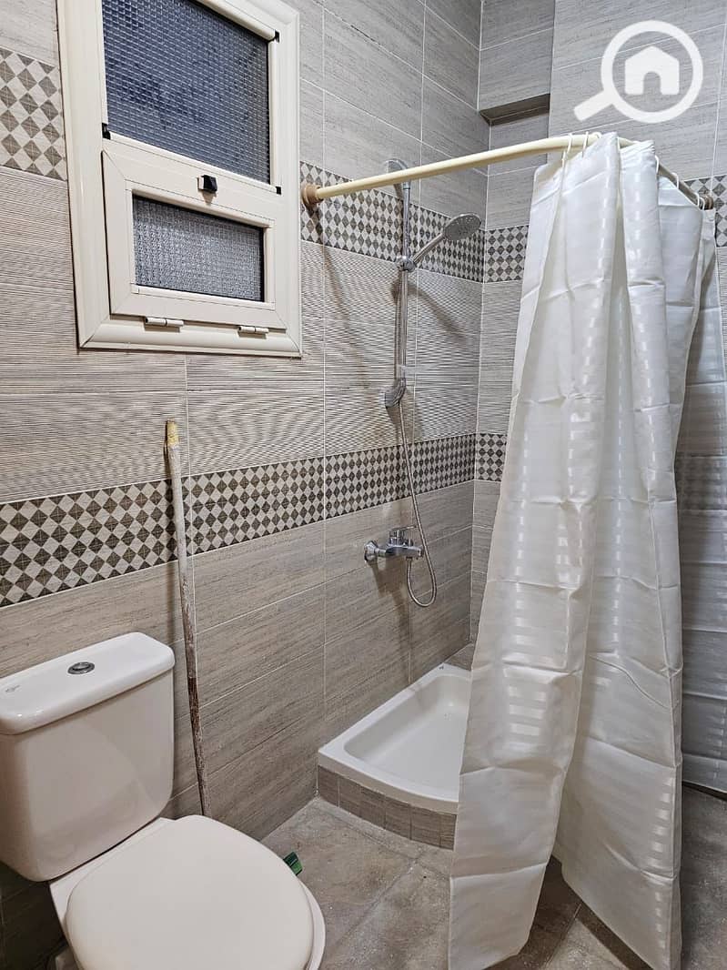 5 3ac3b787-e6e3-4b81-9d05-933c297d5f28. jpg