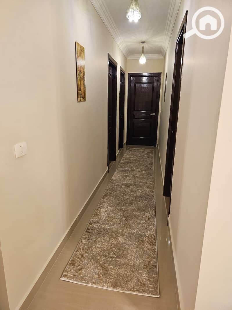 10 63c2fc00-c84d-4846-adcb-97cb8390eb61. jpg