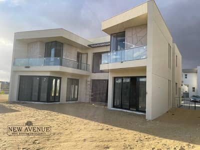 5 Bedroom Villa for Sale in 6th of October, Giza - WhatsApp Image 2025-12-16 at 12.04. 51 PM (1). jpg