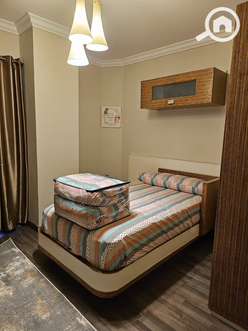 20 9275c24c-5cde-4e3a-8092-056786b3bc79. jpg